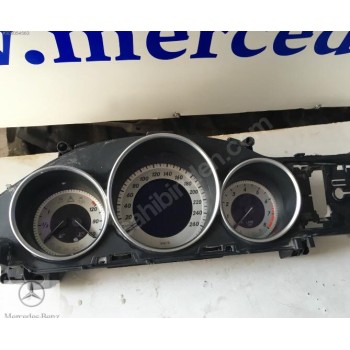 MERCEDES 2049004009 204 KM GÖSTERGE PANELİ